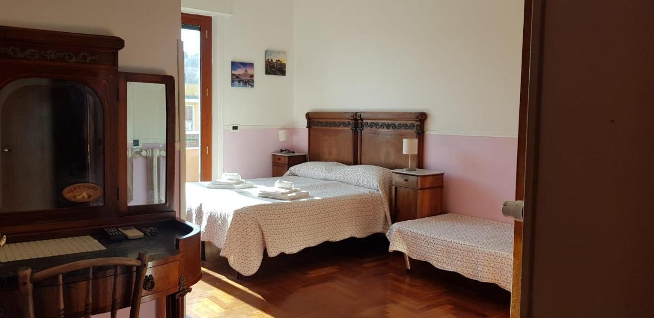 Rent Rooms Filomena E Francesca โรม ภายนอก รูปภาพ