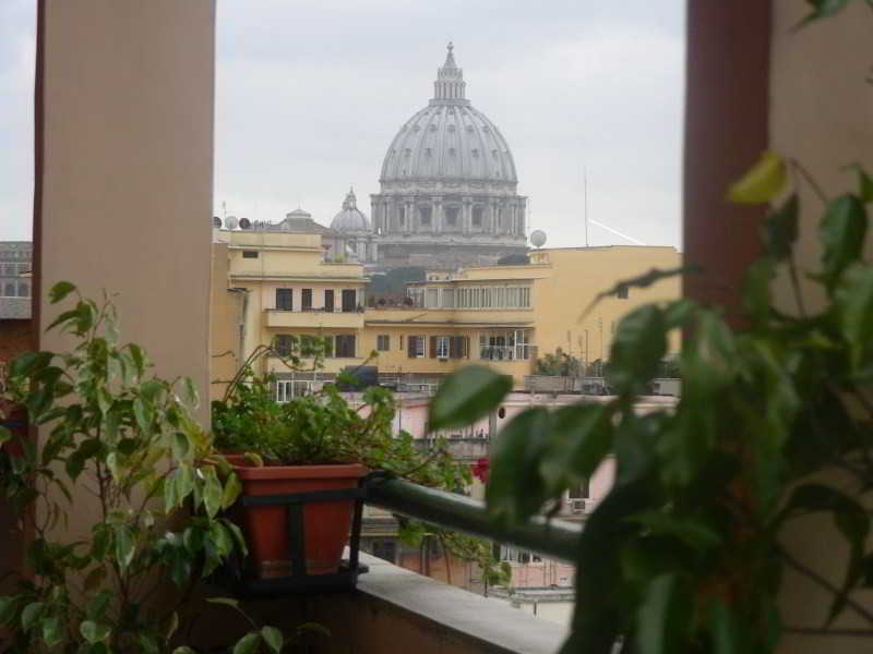 Rent Rooms Filomena E Francesca โรม ภายนอก รูปภาพ